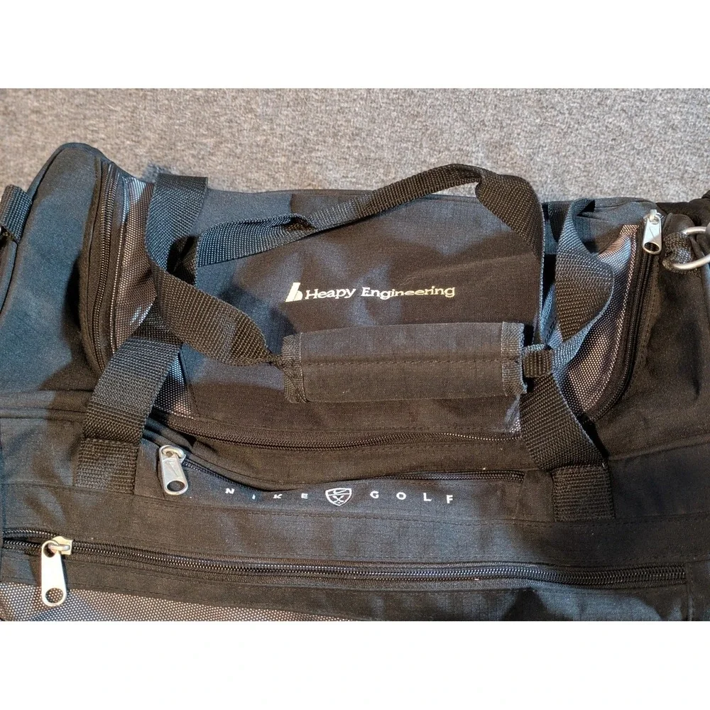 Nike‎ Golf Adult Unisex Medium Duffel Black Bag Carry On